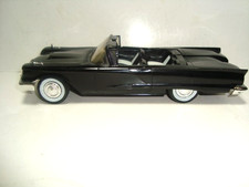 Amt 1959 Ford Thunderbird Convertible Dealer Promo Model Car Black