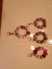 beaded clips that can go on keychains purses and other accessories