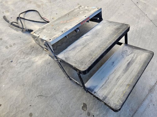 USED KWIKEE DOUBLE 24" RV ENTRY STEP from 09 Fleetwood Bounder RV 