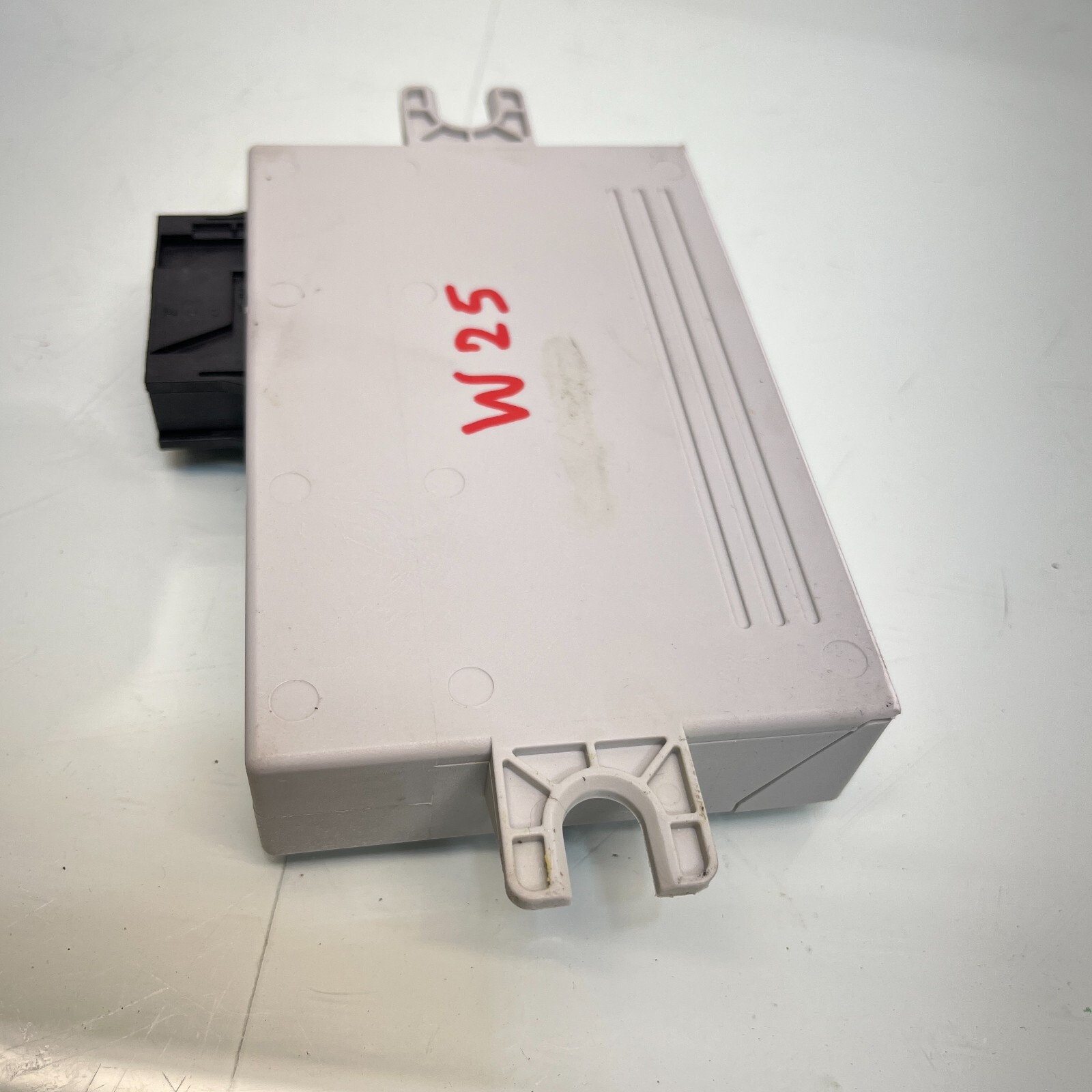 BMW Passive Go Control Module Fits 3 Series E93 & LCI 9147052 OEM 
