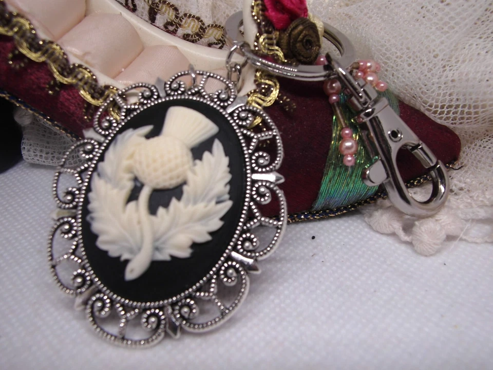 Berloque de chaveiro THISTLE IRISH LUCK SCOTLAND CAMEO - Imagem 2 de 4
