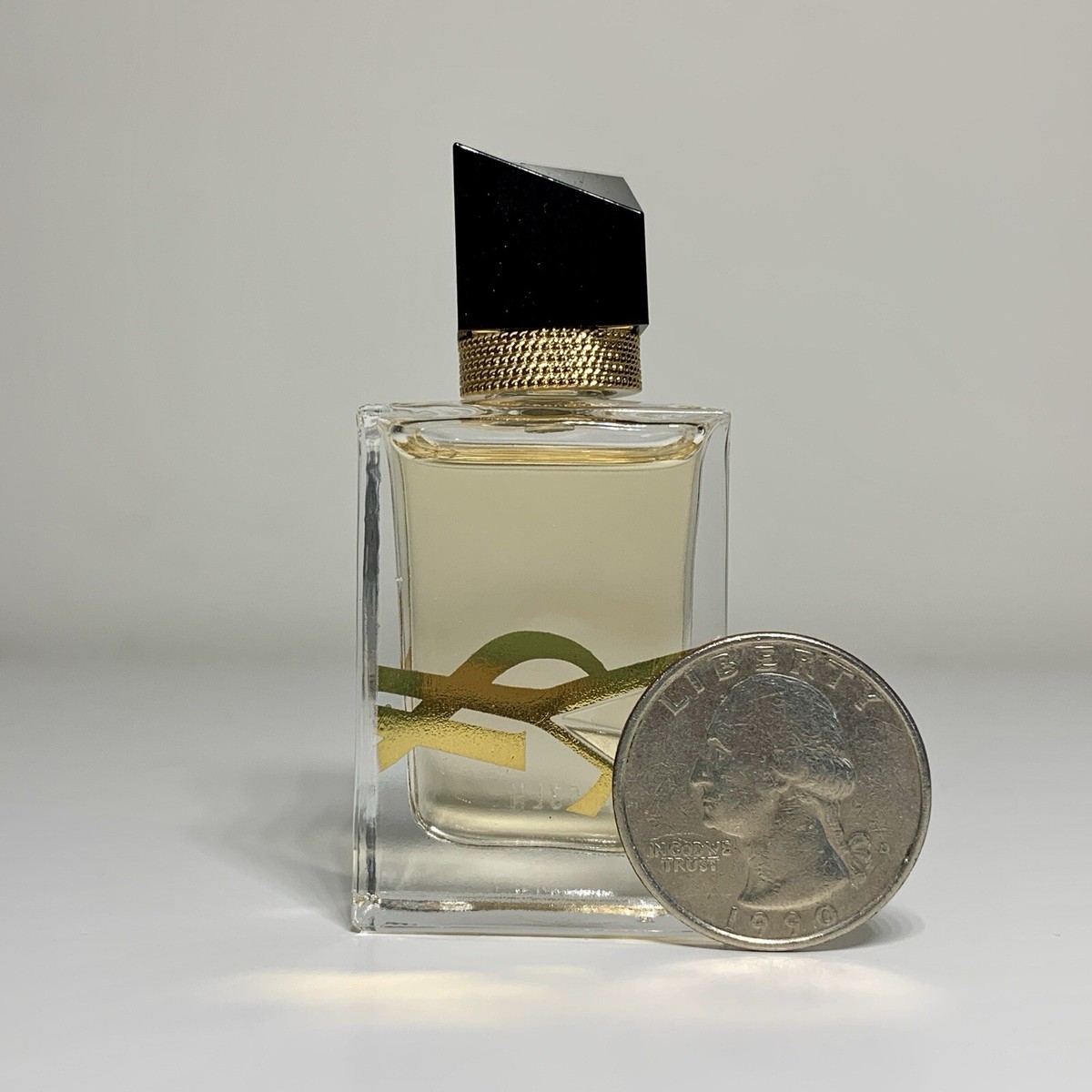 Yves Saint Laurent Libre Eau De Parfum Edp Mini Splash 0.25oz/ 7.5