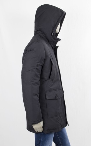 CENSURED NYLON JACKE MIT FESTER KAPUZE UND ABNEHMBAREM INNENGESCHIRR - Bild 4 von 8