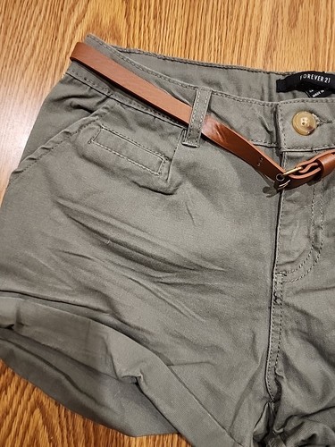 Olive Green Shorts Belt New With Tags Women's S - Picture 2 of 10