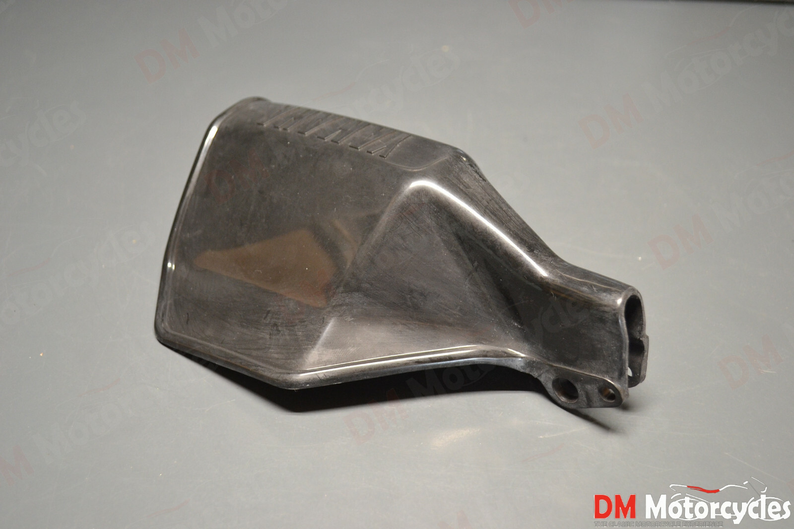 Yamaha genuine DT125R XT600 XTZ750 XTZ750 left Hand guard pn 2kf 