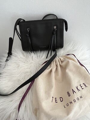 Neu mit Etikett! Hochwertige Ted Baker Ledertasche schwarz,, unbenutzt! 20x17cm