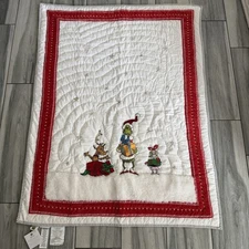 Pottery Barn Kids Dr. Seuss The Grinch Christmas Toddler Quilt NWT 49x36