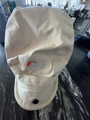 LOWE ALPINE GORE-TEX BEIGE XCR WATERPROOF OUTDOOR MOUNTAIN WINTER CAP HAT SZ XS