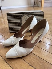 Vintage Amano White Scalloped "Escalope" D'Orsay Heels w/ Box - Size 11