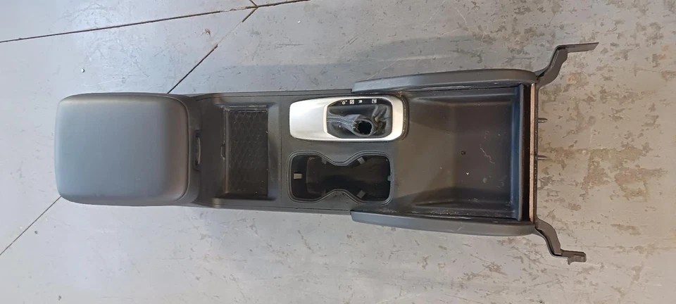 '22-'23 NISSAN FRONTIER SV Front center floor Console OEM Grade A! - Изображение 2 из 4