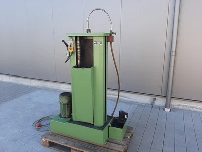 Keilnuten-Ziehmaschine Henning 03E Räummaschine Vertikal - Bild 1 von 4