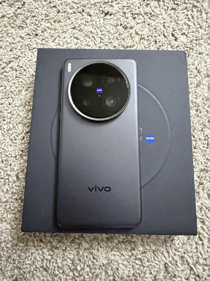 Vivo X200 ultra 256gb/12gb unlocked Black - CN Version - US seller - Image 2 of 4