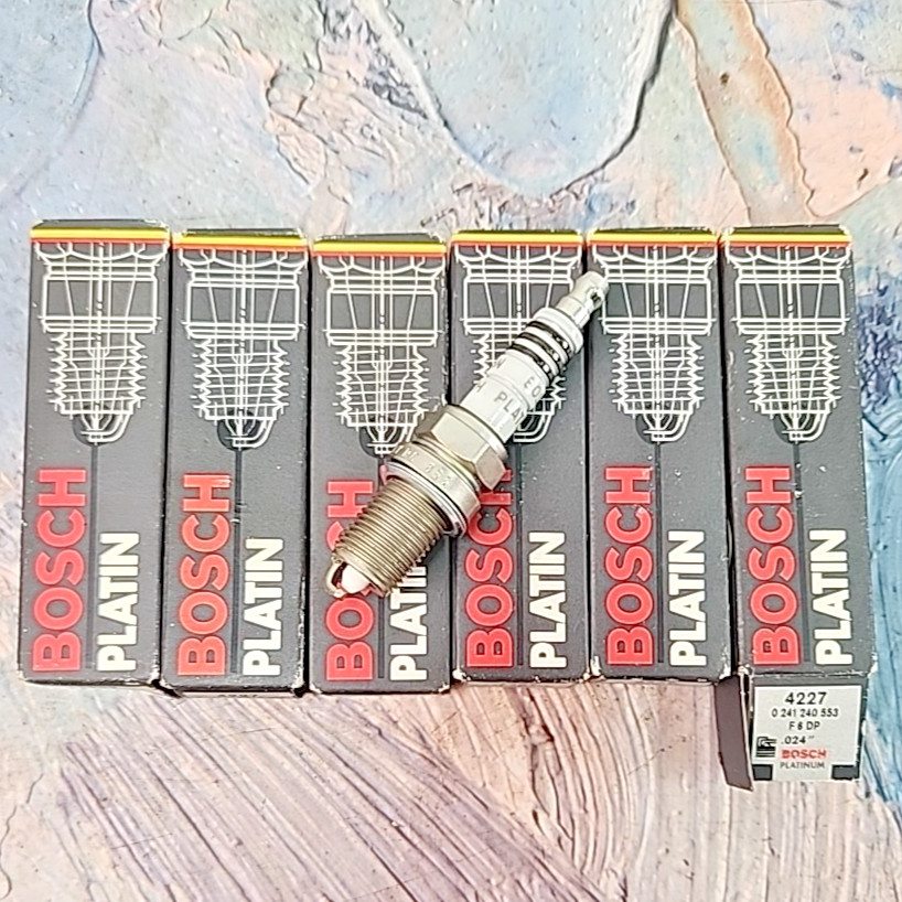 6x Bosch Platinum 4227 F6DP Spark Plugs Fits Volkswagen VW Golf II Passat B3 NOS