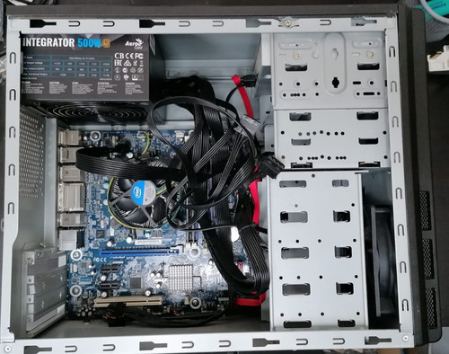 PC mit Mainboard DH67GD, Kühlung, RAM, i7-2600 und 500 W Netzteil