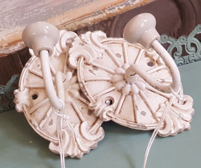 NEU Französische Vintage CREME Wand Tür Garderobe Handtuch HAKEN Shabby Chic Metall Rustikal