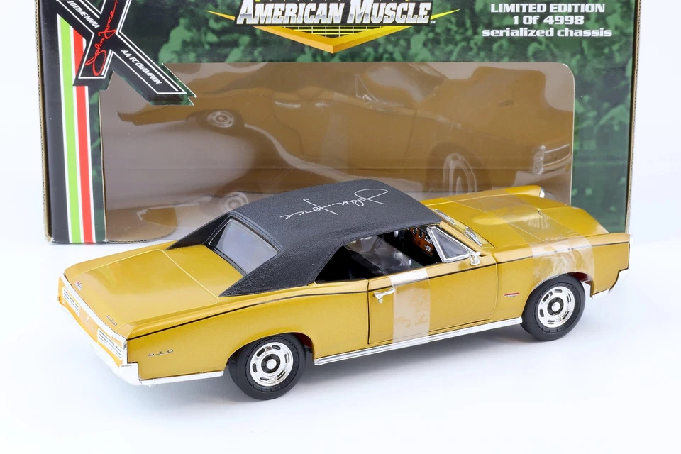 1:18 ERTL American Muscle 1966 Pontiac GTO John Force Oro Metallico/Nero - Imagen 3 de 4