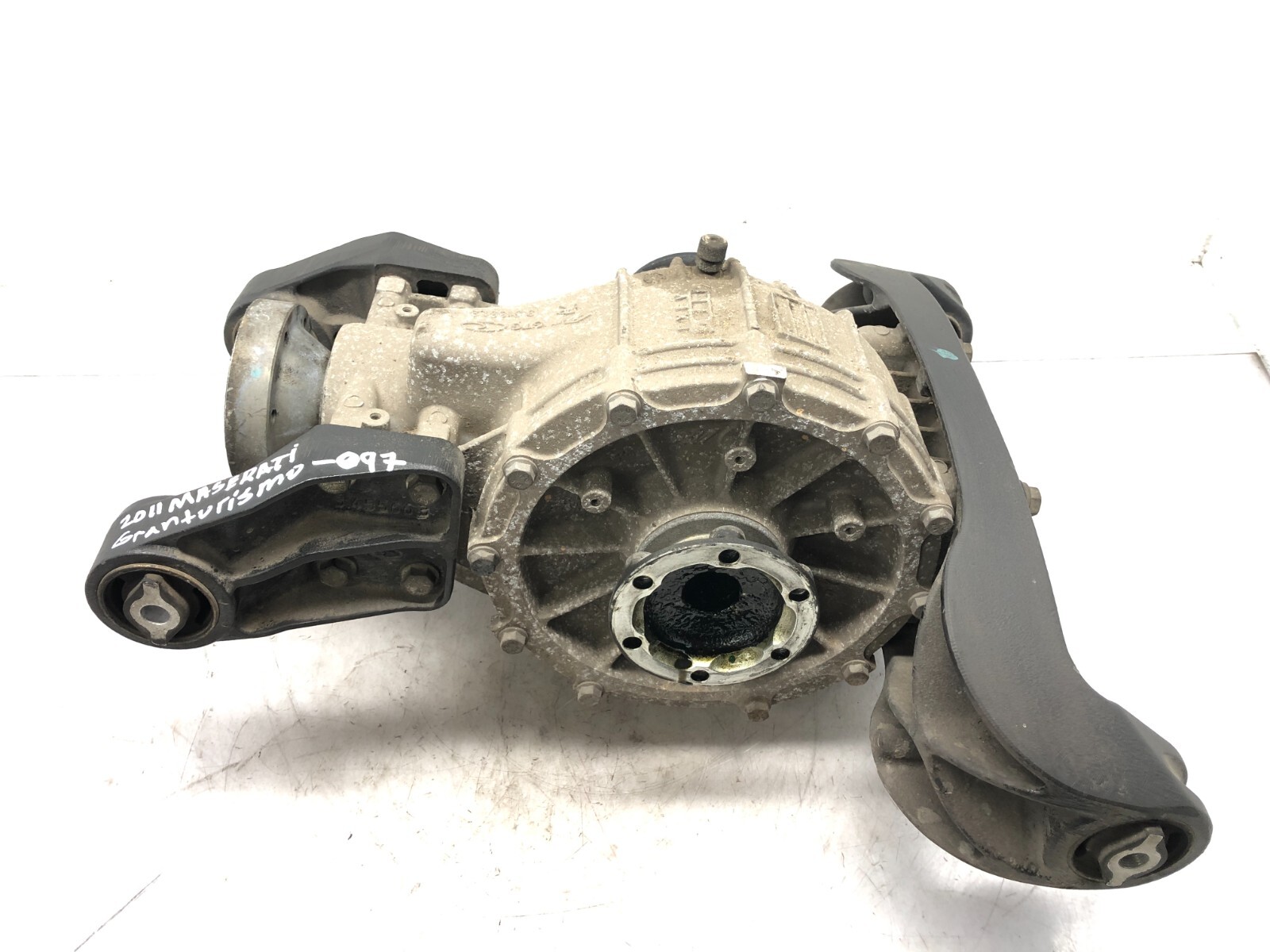 2009-2019 MASERATI GRANTURISMO S M145 RWD REAR DIFFERENTIAL AXLE CARRIER OEM