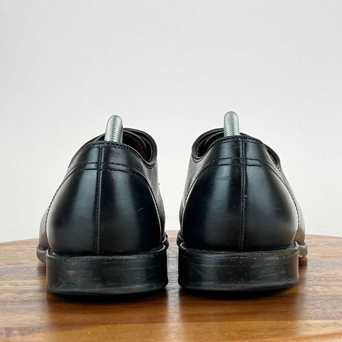 Allen Edmonds LaSalle,Oxford dress shoes.Size 10 B. Mens Allen Edmonds LaSalle Black Leather Split Toe Oxford  main image 3