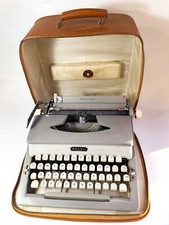 Vintage Royal Century Manual Portable Typewriter w/ Original Case HOLLAND thumbnail