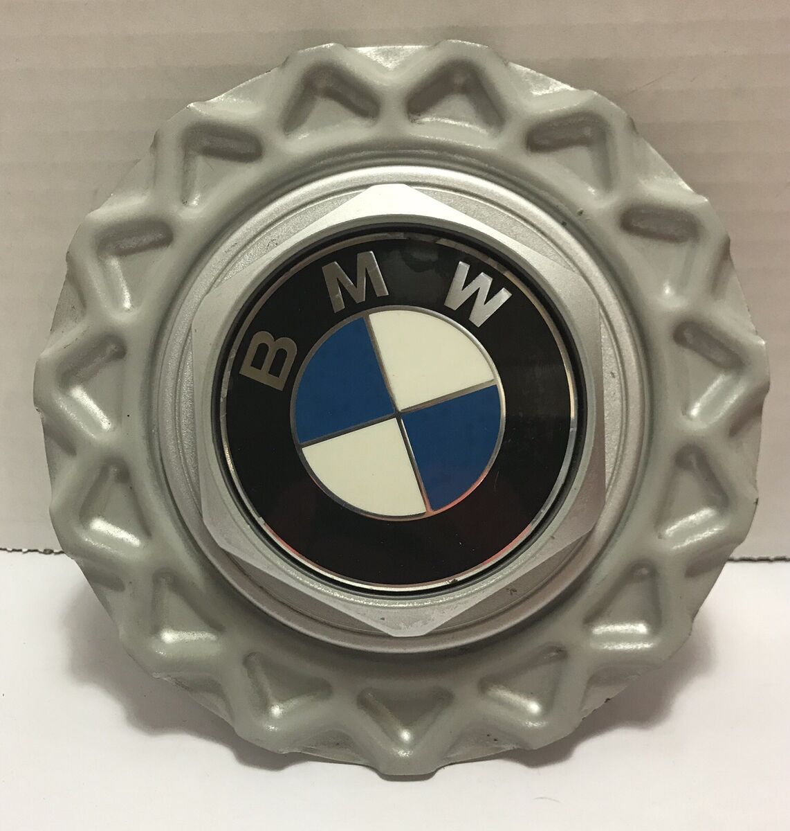 BMW E30 CENTER HUP CAP TRIM FOR 14” ALLOY WHEELS BBS DESIGN BMW E30 CENTER HUP CAP TRIM FOR 14” ALLOY WHEELS BBS DESIGN