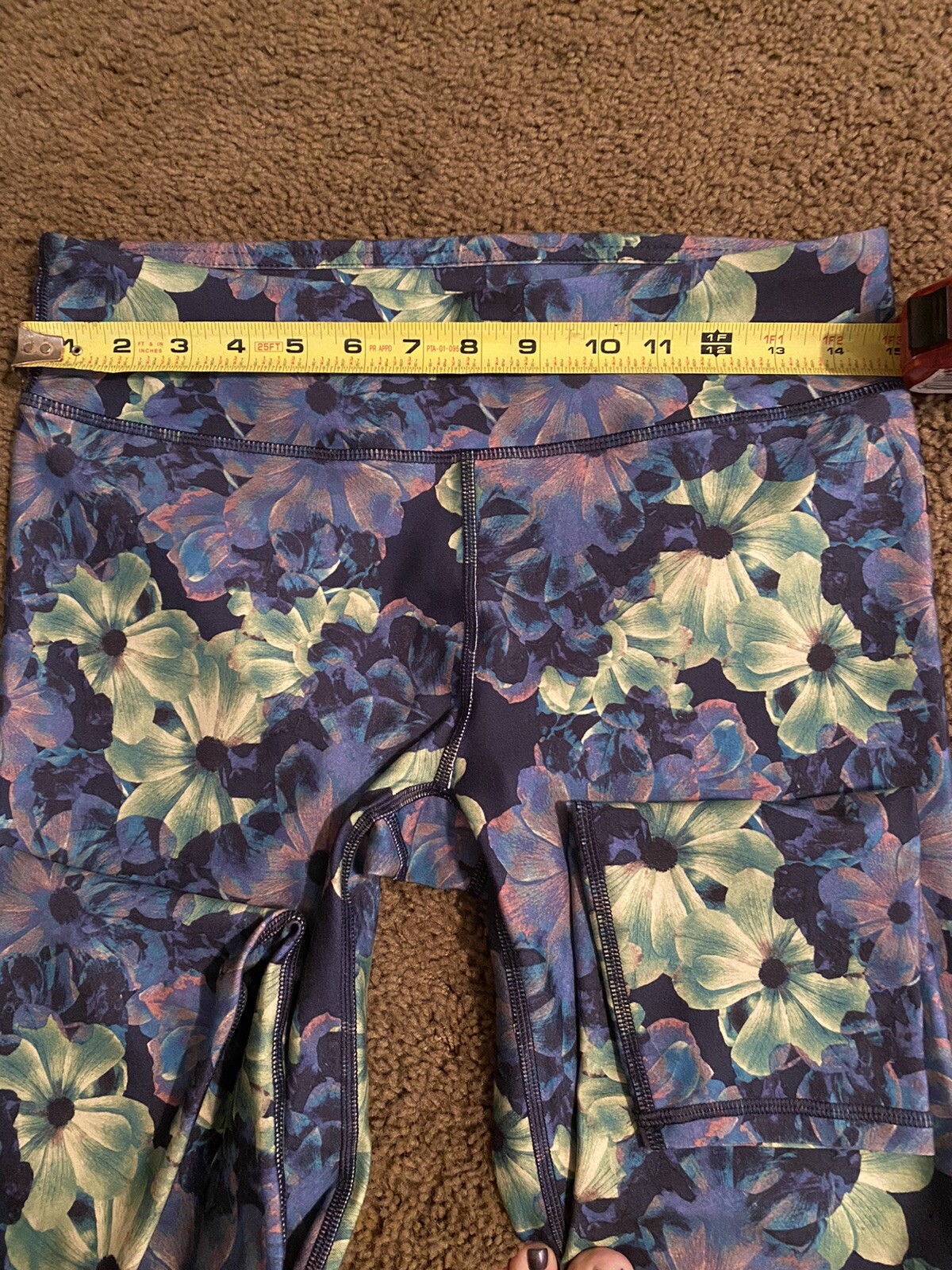 Fabletics Leggings Size Medium EUC!!! - image 5