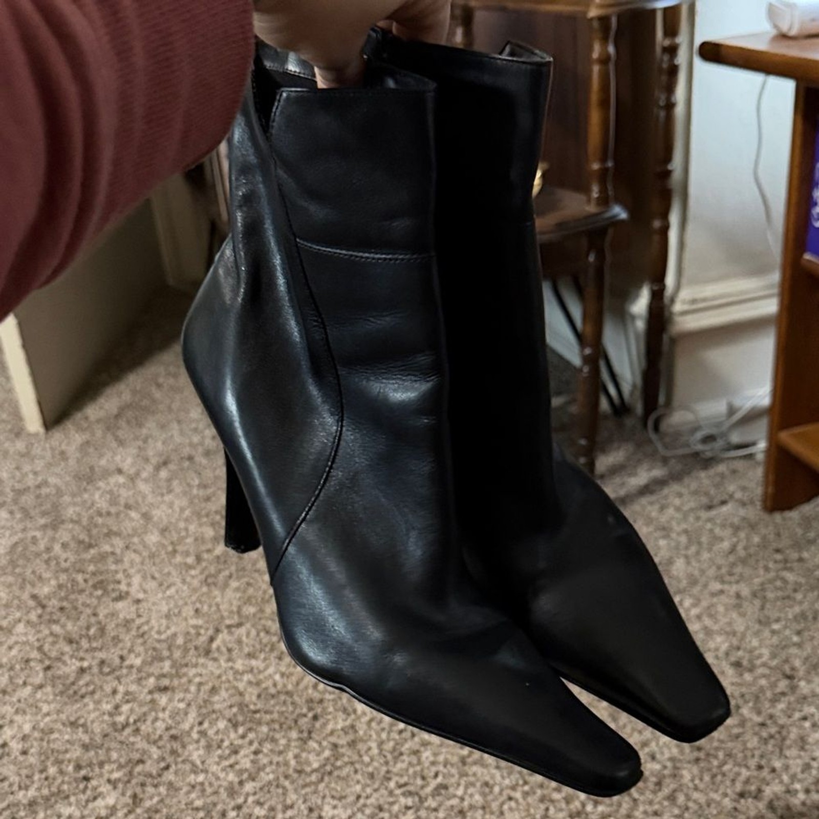 Diba USA “Mandy” Black Leather Pointed Toe Ankle Boots | Women’s 11