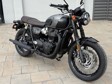 2026 Triumph Bonneville T120 Black Matt silver ice 