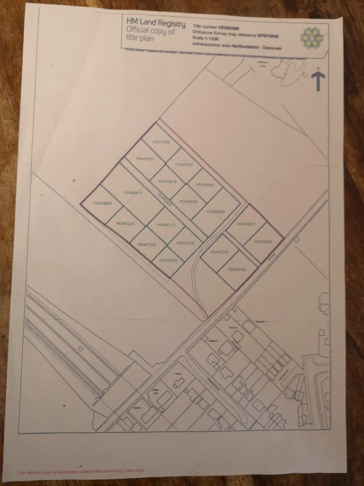 Plot of Land 690SQM = 30m x 23m at New Road, Berkhamsted, near London FREEHOLD - Image 4 of 4