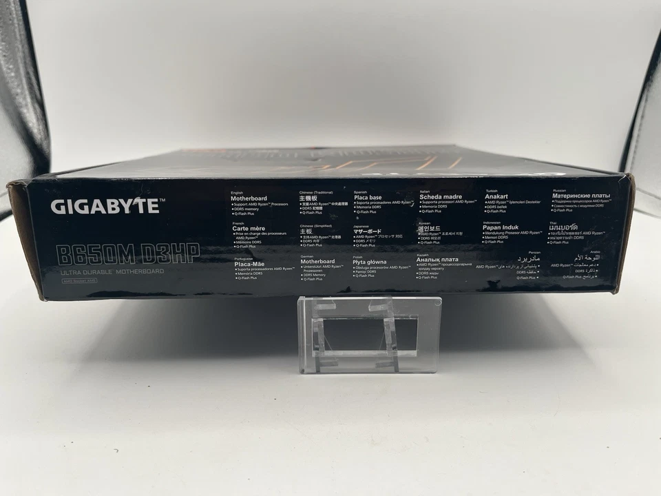 GIGABYTE B650M D3HP AM5 AMD B650 M-ATX Motherboard - Image 2 of 4