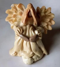 1998 Cathy Koziol Nativity Angel With Child Figurine. #E