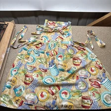 Now Designs Chicken Scratch Kitchen Chef's Apron Farm Animals Country Southern