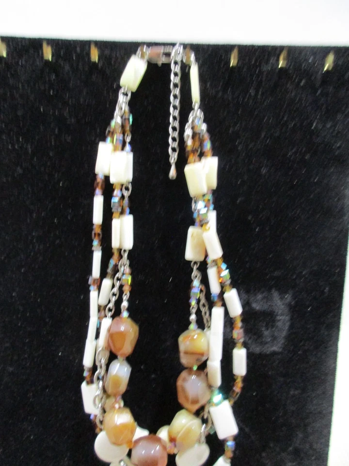 Jewels by Park Lane CARMEL Gen MOP Agates Glass Beaded Necklace 817 - Image 2 of 3