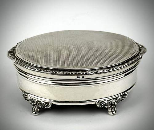 Solid Silver Sterling Jewellery Ring Trinket Box 1