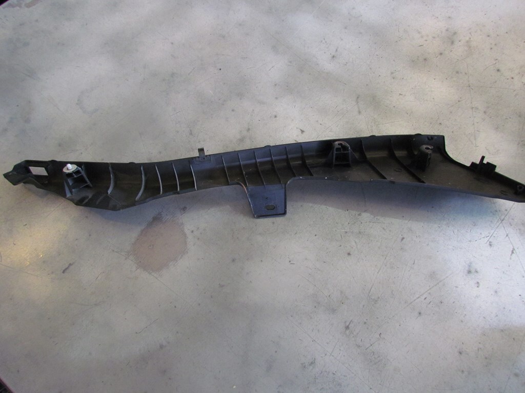 2007 Infiniti G35 Sedan Rear LH Seat Finish Panel 76918
