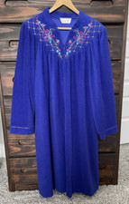 Vintage Vanity Fair Purple Velour Floral Embroidery Robe W/Pockets Women Large