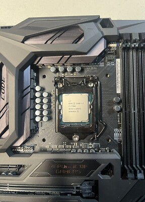 CPU 7700K + ROG MAXIMUS IX CODE ASUS ‎ROG MAXIMUS IX CODE, LGA 1151, With i7-7700k Included