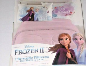 Standard Pillowcase Anna and Elsa with Olaf