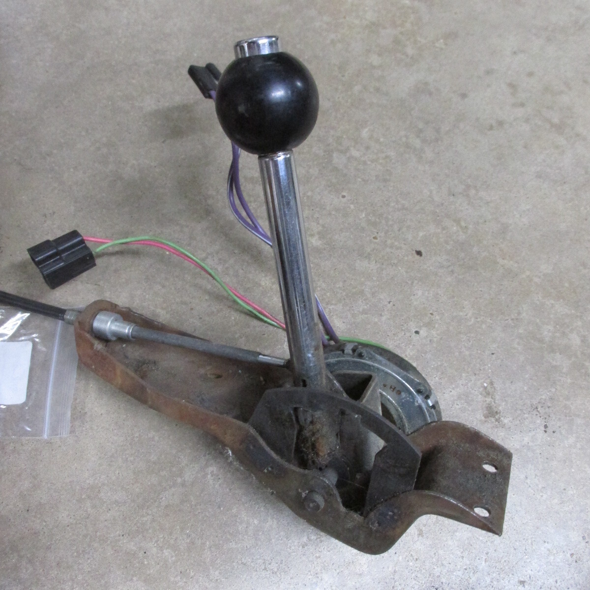 68 69 70 71 72 73 74 75 76 CHEVROLET CORVETTE AUTOMATIC SHIFTER