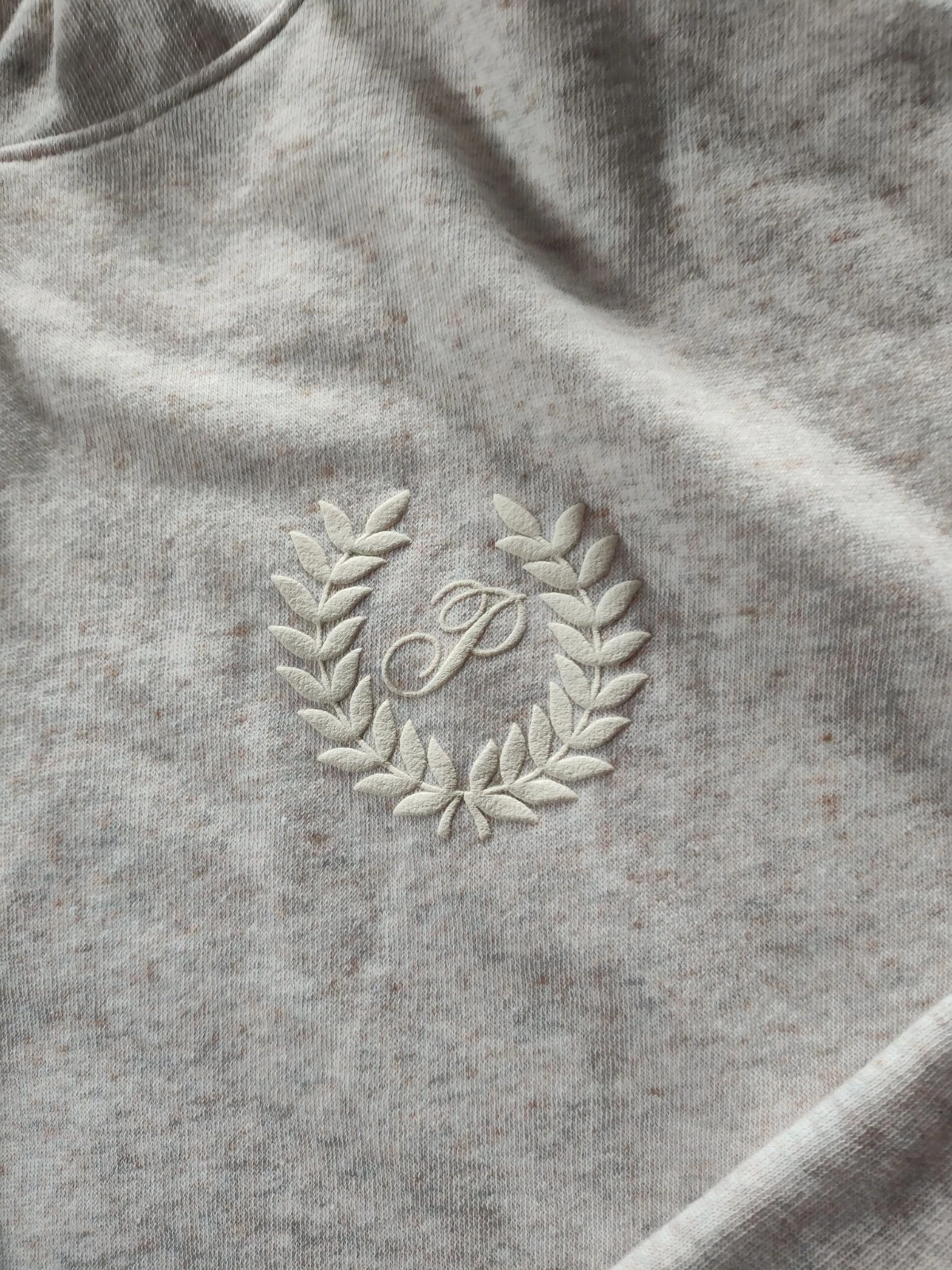 UNDERCOVER Felpa con cappuccio maglione cropped Victoria Secret Pink (nuova con etichette). Taglia Media.