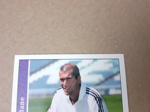 Zinedine Zidane Liga 2001 2002 Rookie Real Madrid Novato Card #17 #590 perfect - Imagen 5 de 8