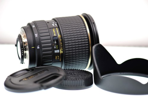Nikon D2X 12MP PRO OUTFIT W/16-50MM F/2.8 + SB-800 SUPER CLEAN + ONLY 24,580 SC - Picture 13 of 19