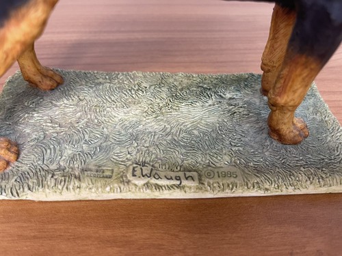 BORDER FINE ARTS, Rottweiler DOG STANDING Style 1 1985 Elizabeth Waugh - Picture 4 of 12