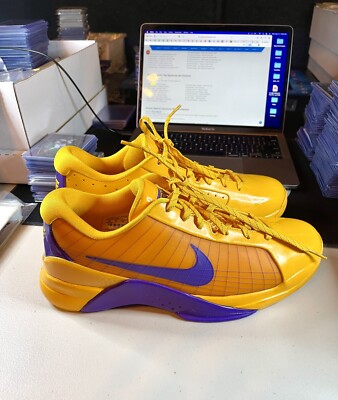 Kobe Snake Pit Nike Hyperdunk Lakers 2008 Men s Size 10 Rare Collectable (NEW)