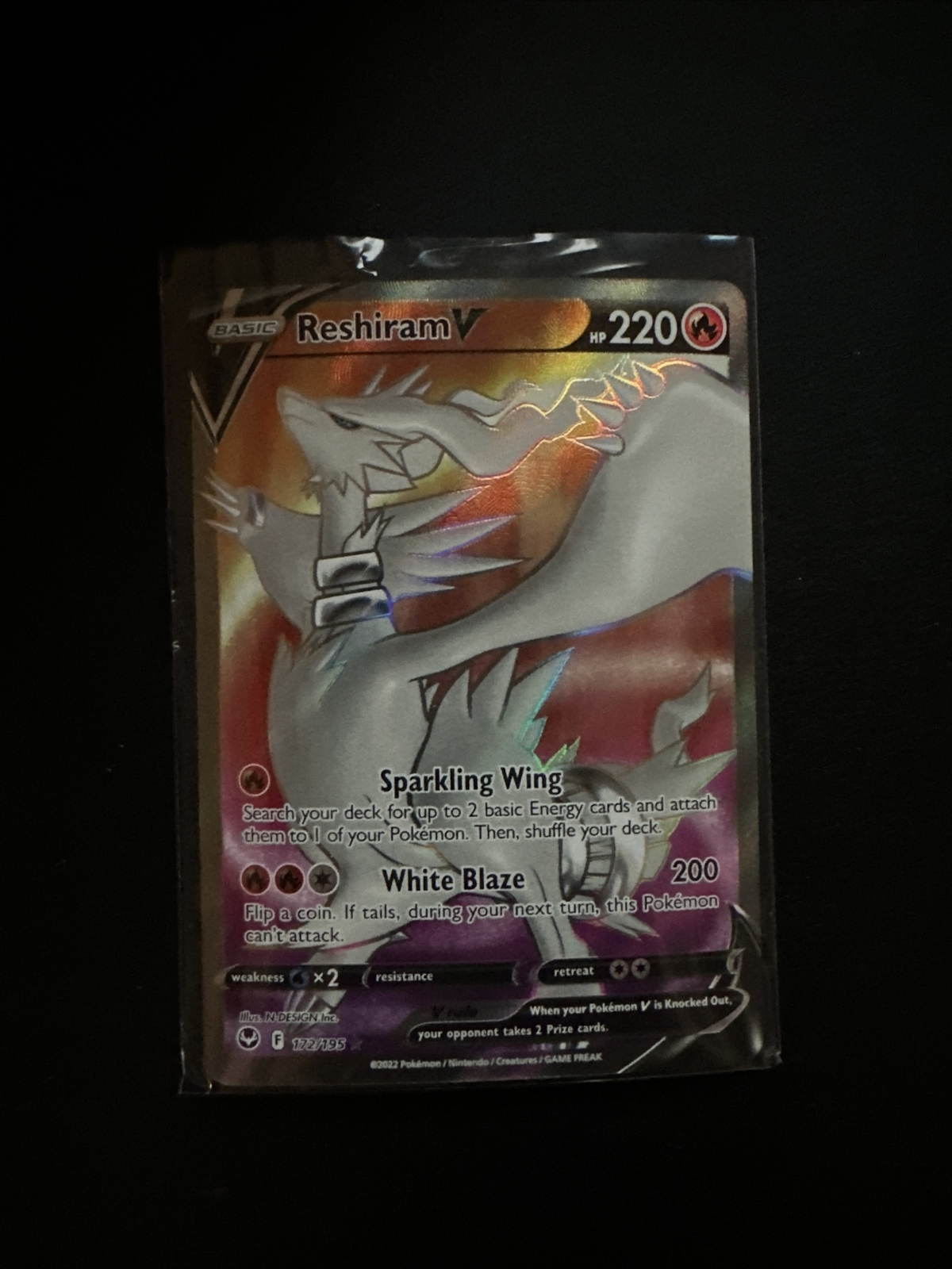 Pokemon TCG - Reshiram V Full Alt Holo Rare - 172/195 - Silver Tempest NM