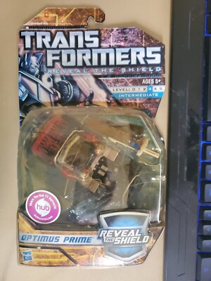 Transformers Reveal the Shield Optimus Prime Deluxe Action