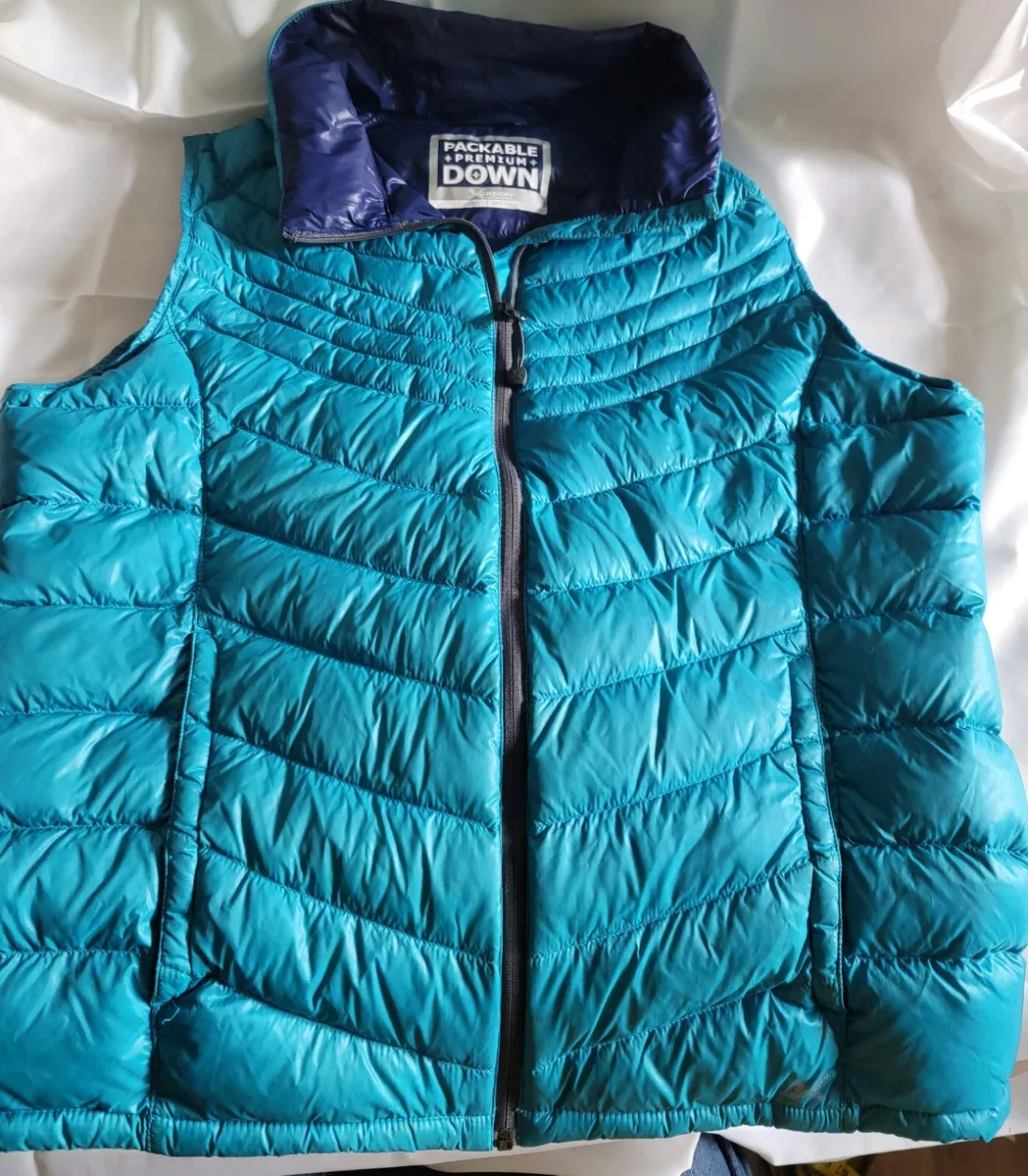 L. PACKABLE VEST