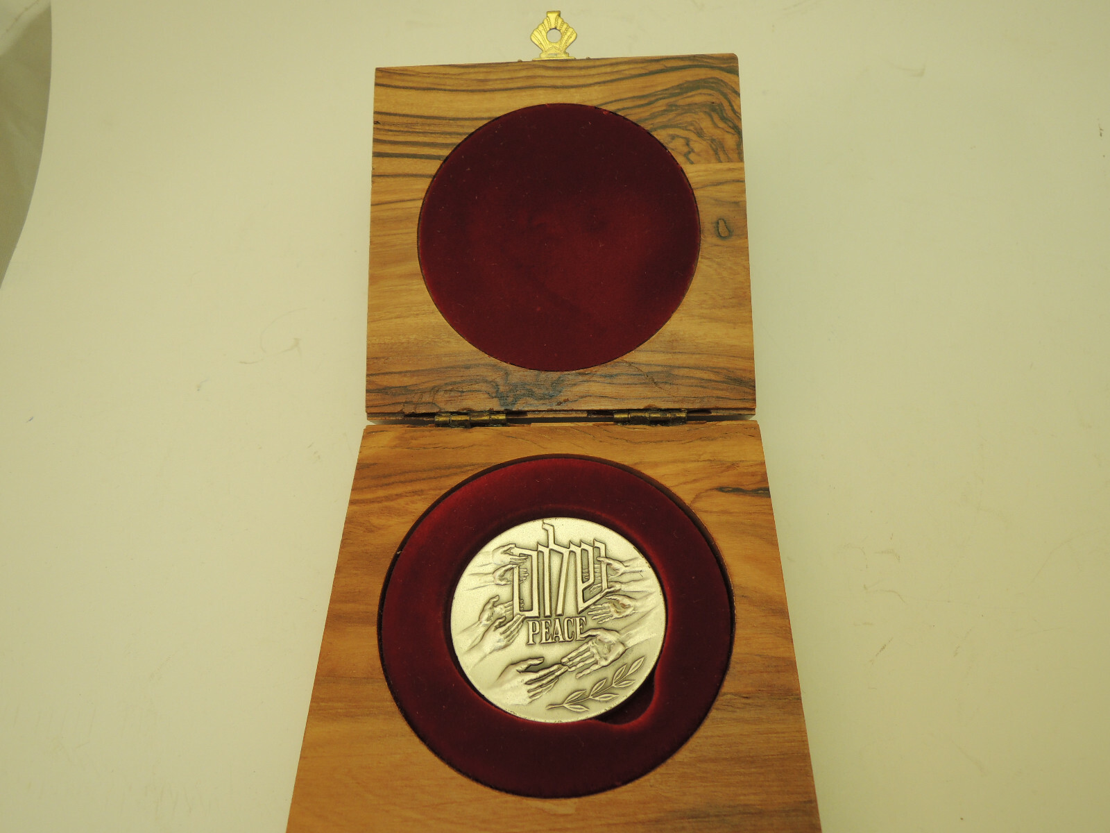 Picture 3 of 4
