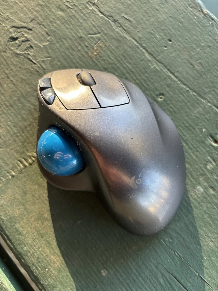 Logitech M570 Wireless Trackball Mouse No Dongle - Image 2 of 4