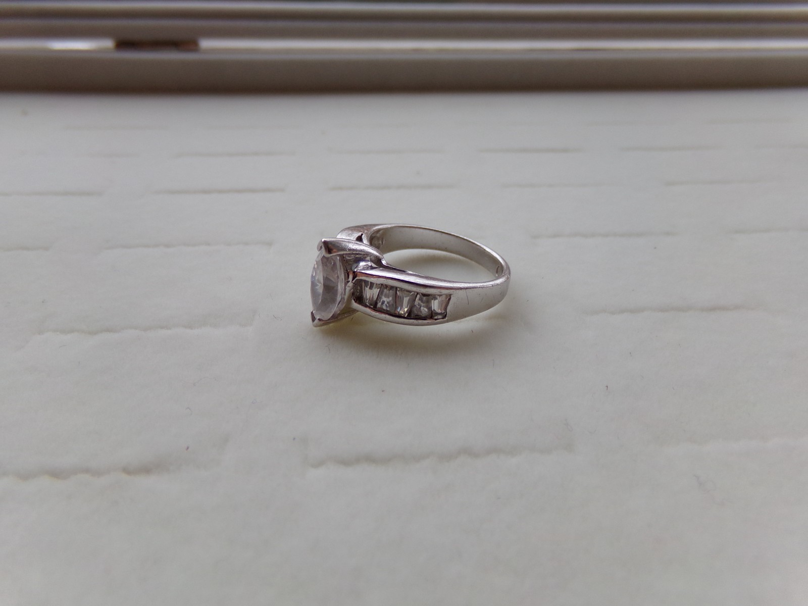 Clear Stones Solid Sterling Silver 925 Ring Size … - image 6