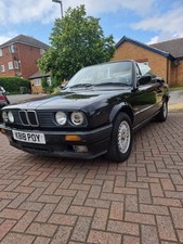 BMW E30. 325 AUTO